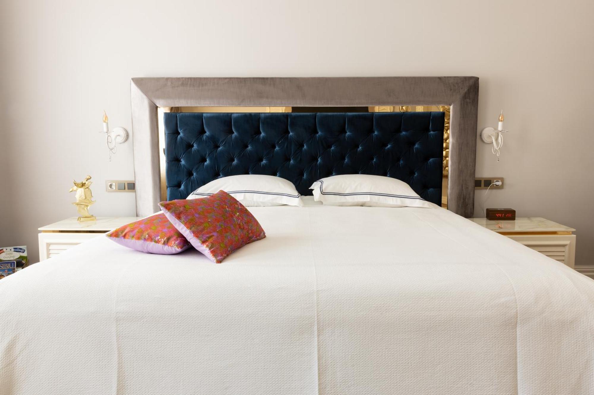 Fancy Flats Apartment Sibiu Bagian luar foto
