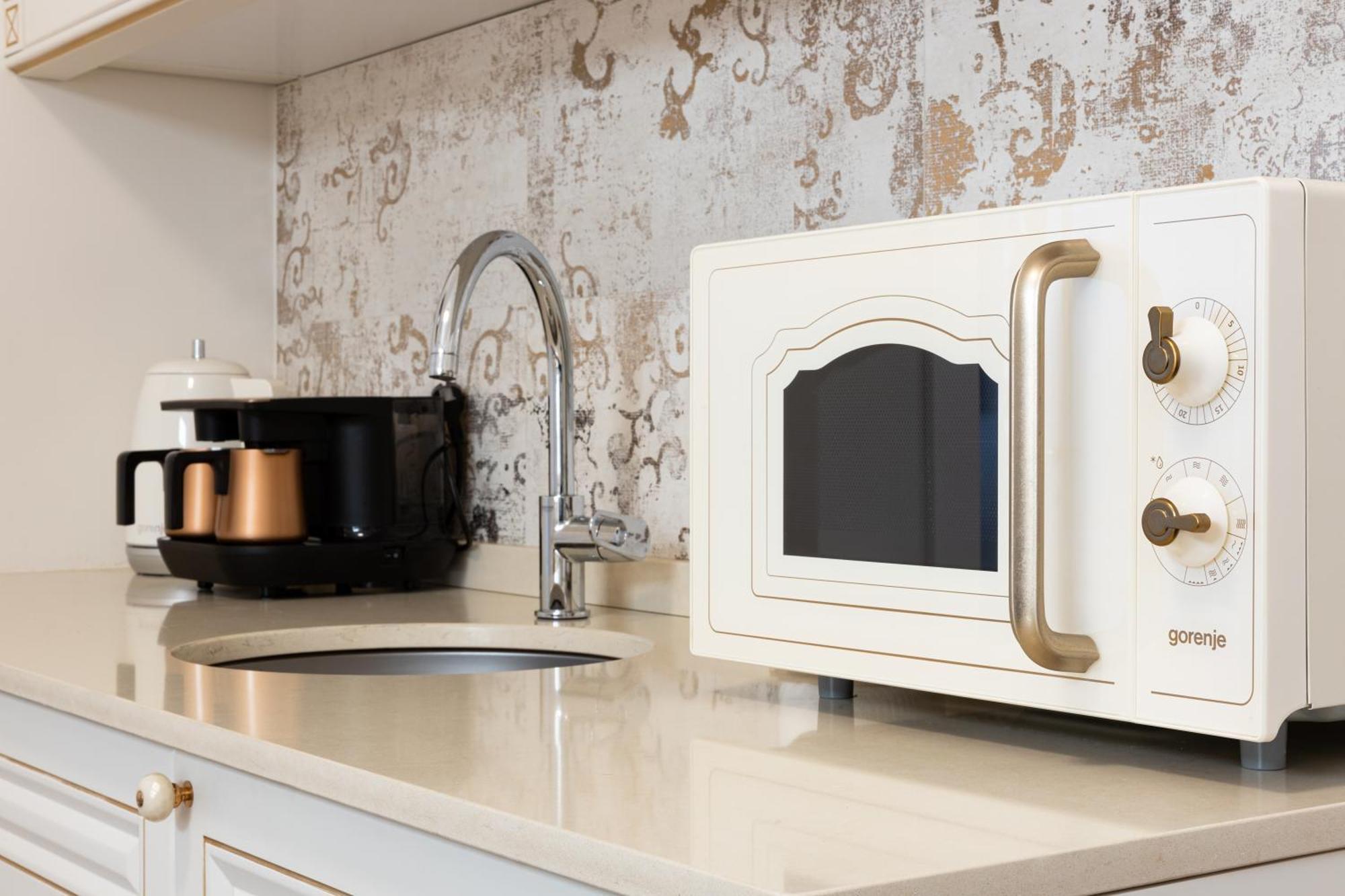 Fancy Flats Apartment Sibiu Bagian luar foto