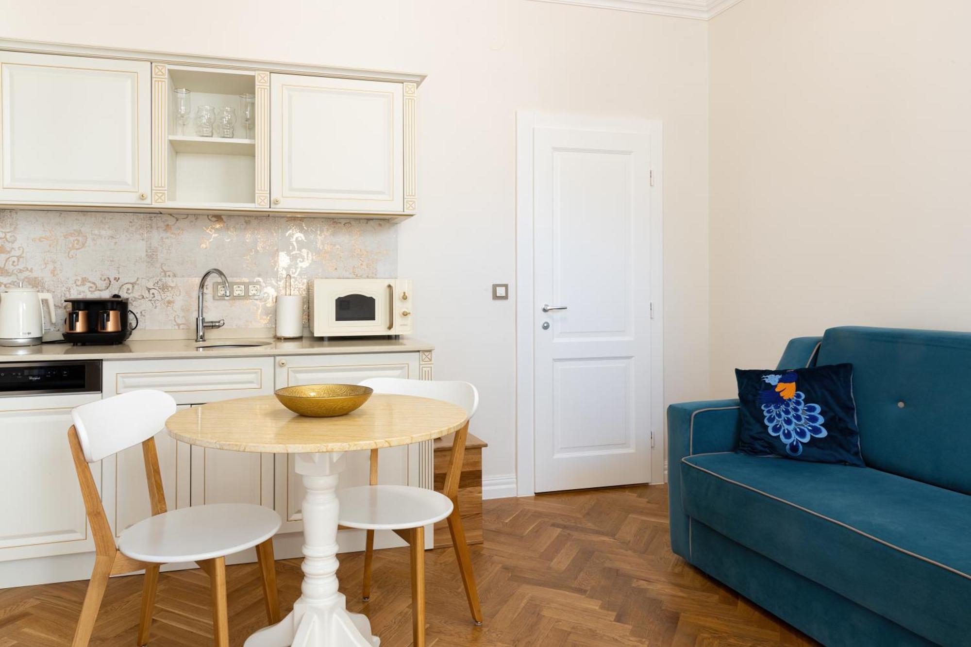 Fancy Flats Apartment Sibiu Bagian luar foto